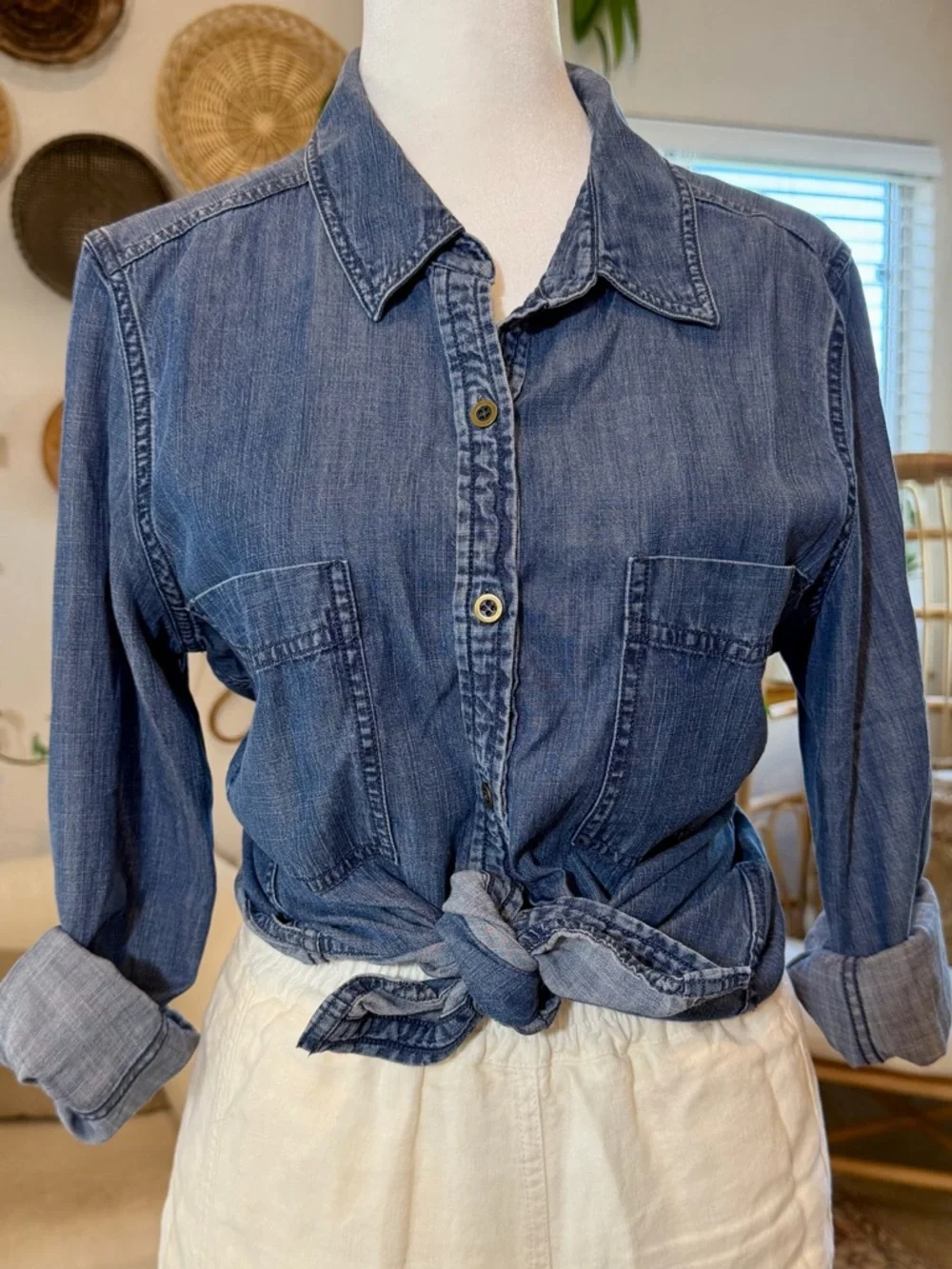 Eileen Fisher Blue Chambray Tencel Cotton Button-Up Blouse Shirt Top Women’s M - Picture 4 of 8
